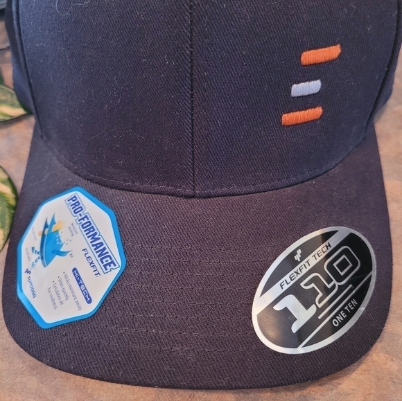 ONE TEN Ballcap with Embroidered Detail, Black, Adjustable - Picture 2 of 8